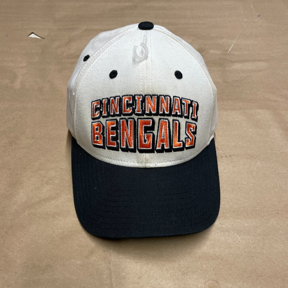 VNTG Cincinnati Bengals Shadow Snapback Rebock Football Baseball Hat Ball Cap